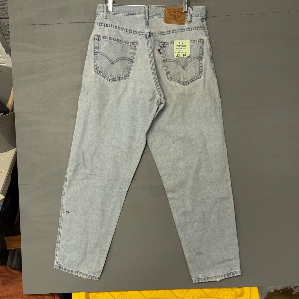 Levi‎ 560 Loose Fit Jeans Light Wash Blue Denim 33x30 Vintage Baggy Tapered Leg - Picture 2 of 5